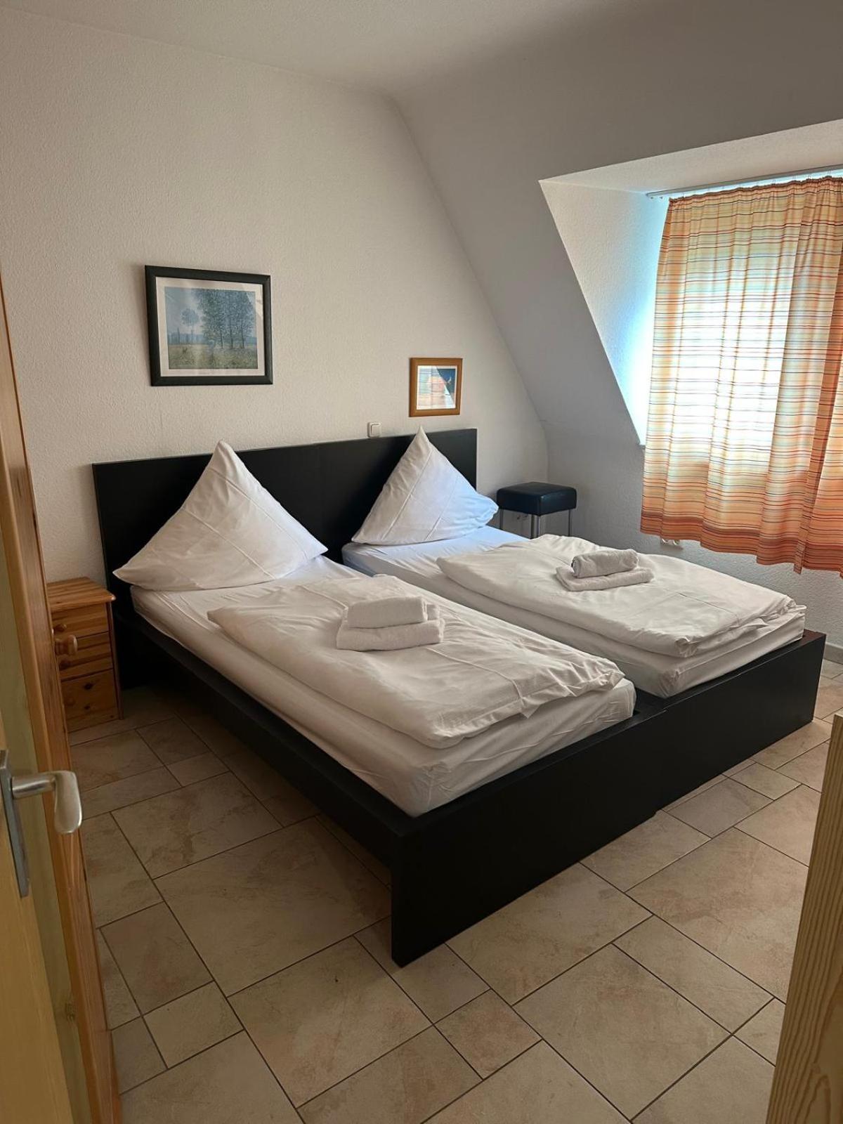 City Center - 4 Room Apartment With Kitchen And 2 Bathrooms نورنبيرغ المظهر الخارجي الصورة